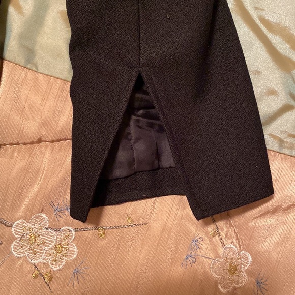 Dolce & Gabbana Women’s Suit. (EUC) - Picture 3 of 5